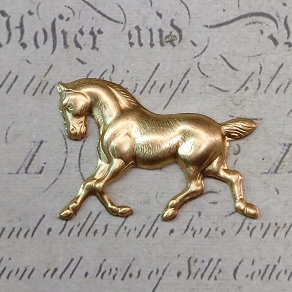 BEHOLD− 馬 2個 真鍮製  競走馬 アメリカ製  スタンピング ヴィンテージ風