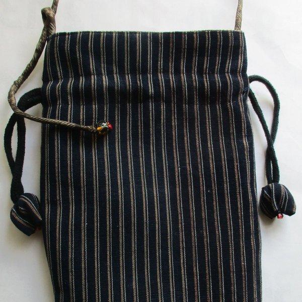 ７５９４　唐桟縞の着物で作った手提げ型の巾着袋　＃送料無料