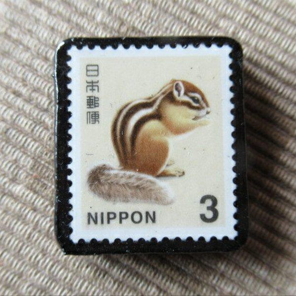 日本 「リス」切手ブローチ6267
