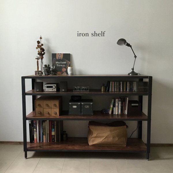 iron shelf 