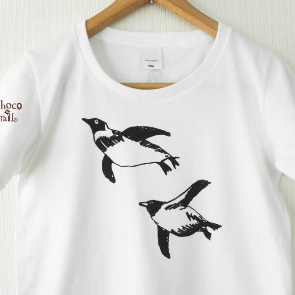 泳いでる！ペンギン白Tシャツ（インク：黒）