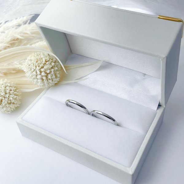 『純白のブライダルリング』ペアリング マリッジリング 指輪 記念日 刻印 結婚指輪 ステンレス ギフト プレゼント ケース付き