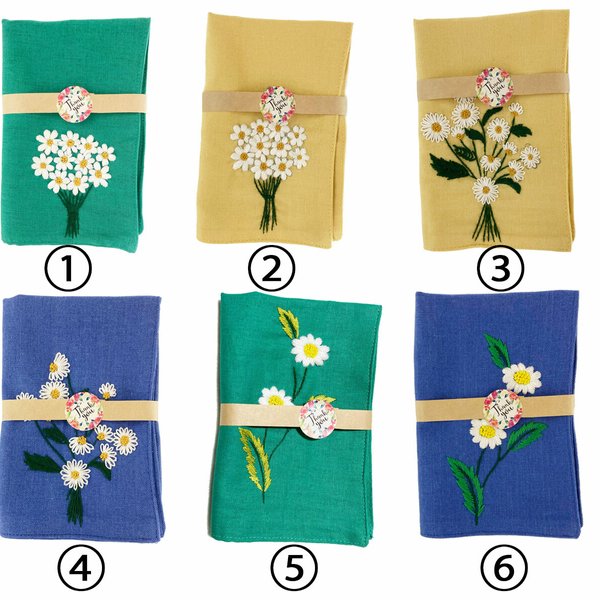 リネン手刺繍ハンカチ「小さな菊」30cm×30cm　様々な色