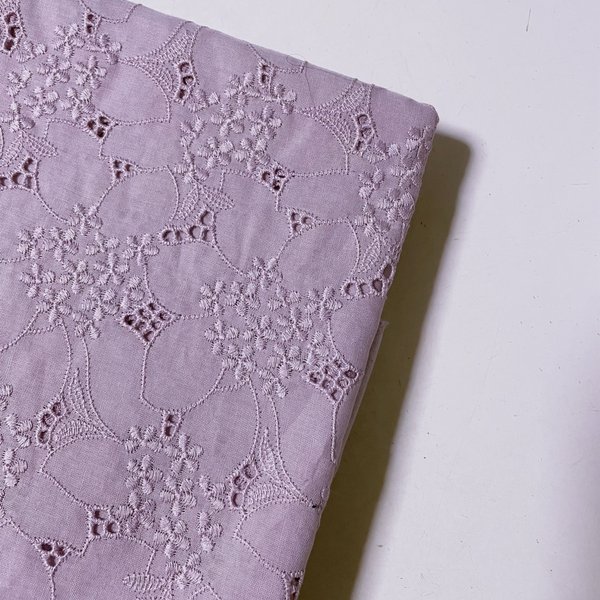 抗菌防臭加工の刺繍生地