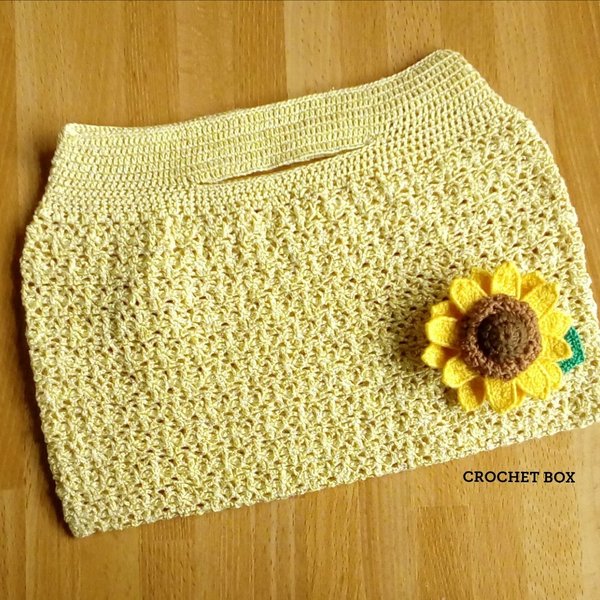 レース編み♥向日葵のブローチと丸いお花模様の袋♥黄色ラメ