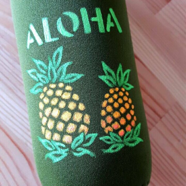 ALOHA ハワイアンペットボトルカバー 深緑