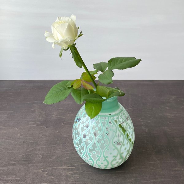 pattern vase　立涌唐草