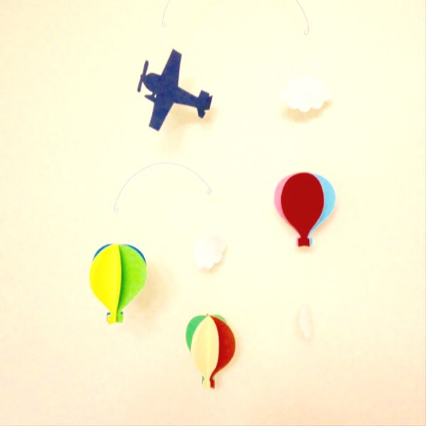 ゆらゆら モビール 気球と飛行機