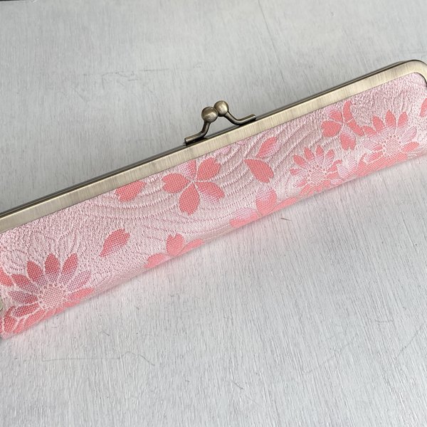 金襴織物　扇子ケース(無金)  がま口　桜と菊　ピンク