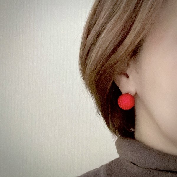 ジュエルボールイヤーアクセ　RED