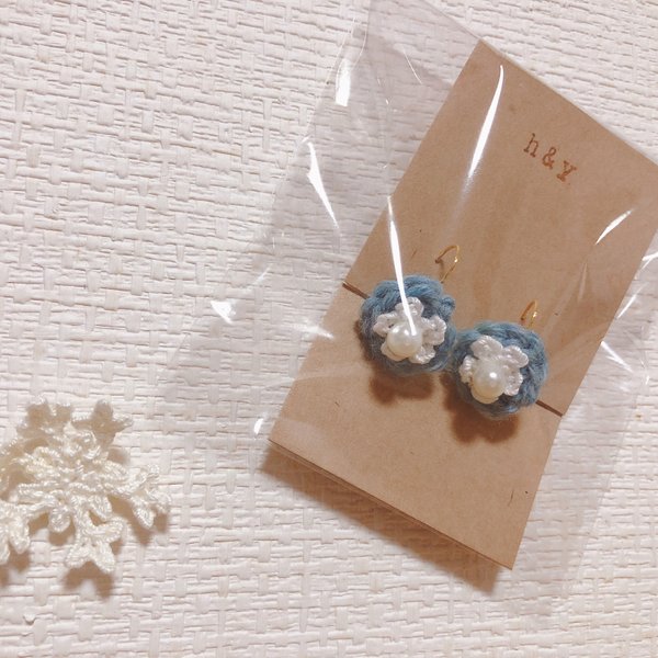 お花とやわらかい光のぱ ー る ピアス ✱❁