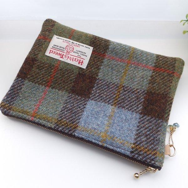 Harris Tweed ハリスツイード　&　チェコデザインビーズ　中布内ポケット付き　A5サイズ　◆母子手帳ケース、お薬手帳ポーチにも♪　