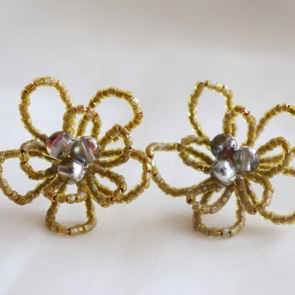 Beads flower earrings -yellow