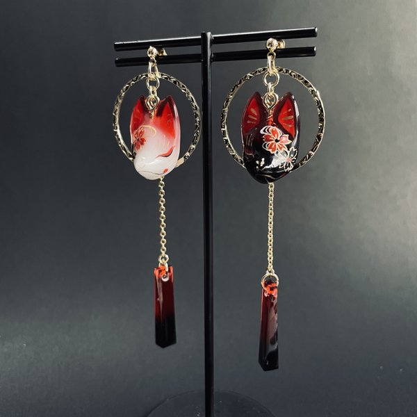 紅桜と狐の耳飾り(ピアス・イヤリング)
