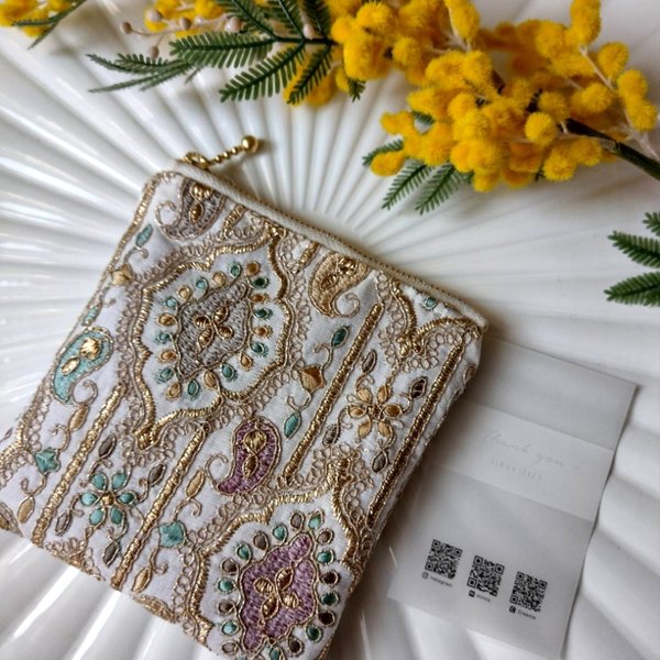 【13㌢×14㌢】ザリ刺繍　インド刺繍ポーチ　両面　母の日　12㌢ファスナー　ミニ財布　プレゼント