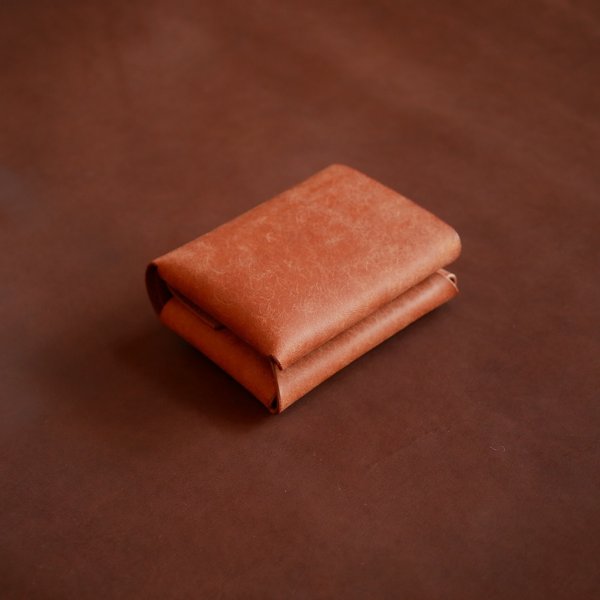 イタリアンレザーで作った【コンパクトな二つ折り！レザーミニウォレット：Brown】革 ミニ財布 コンパクト財布 メンズ ユニセックス シンプル