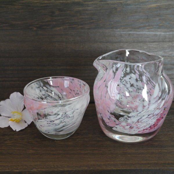 桜色の酒器セット（Tokkuri＆Ochoko）