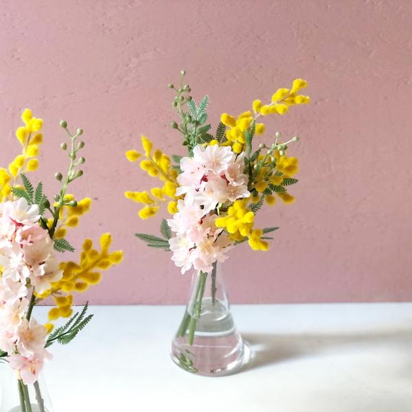  春満開！ミモザと桜の花瓶付きアレンジ　ずっと楽しめるアーティフィシャルフラワー