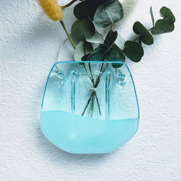 Wall art vase / 水面のアクアブルー　ガラスの壁掛け花瓶