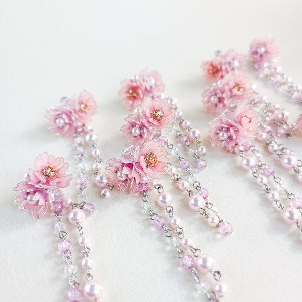 優しいピンクの花　八重桜 ◆  ピンクパール ◆ silver ピアス / イヤリング【サージカルステンレス・金属アレルギー対応】