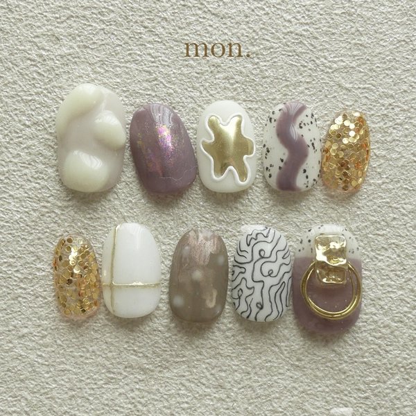 33 mon.nail tip