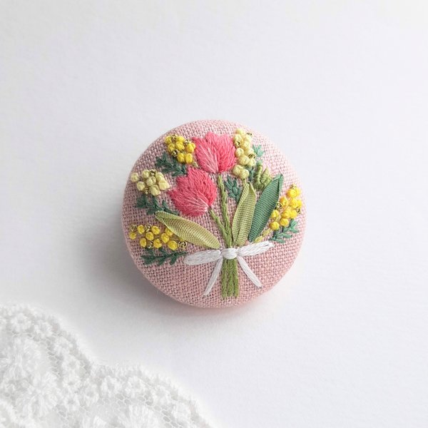 春の花束 刺繍ブローチ/刺繍ヘアゴム くるみボタン