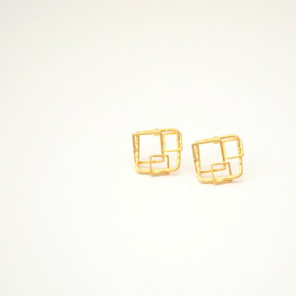 送料無料Square Motif Pierce(Silver925)