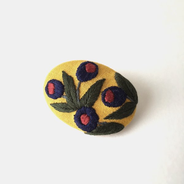 蕾 の 花  刺繍 バレッタ イエロー