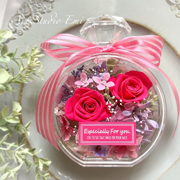 ピンクのバラの香水瓶🌹＊母の日＊記念日＊ギフト