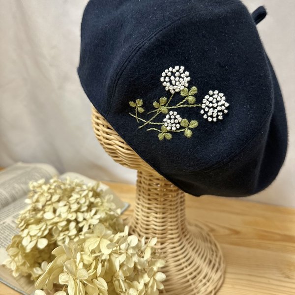 秋冬【キッズ/厚地起毛】播州織クローバー刺繍ベレー帽 ネイビー　帽子　ナチュラル　お出かけ　清楚