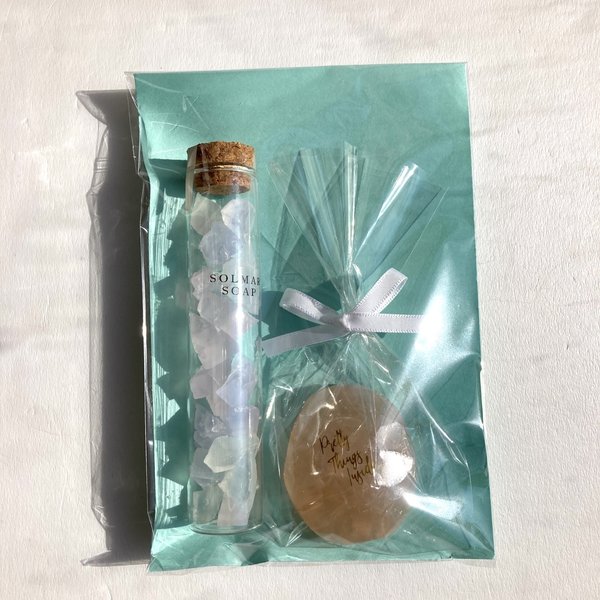 Bottle soap と　宝石石鹸(サーモンピンク)のセット！