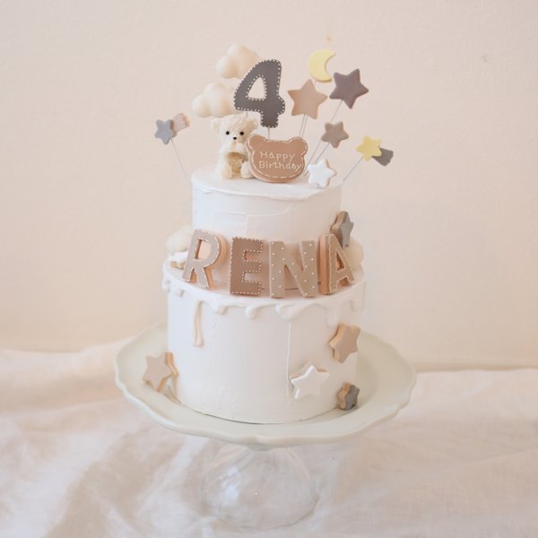 ナチュラルくまさんのクレイケーキ☆1歳誕生日ケーキ　誕生日ケーキ　記念日　自宅撮影　1歳以外でも承ってます♪