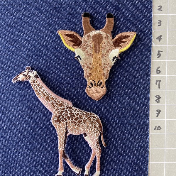 2枚入り　キリン刺繍アイロンワッペン