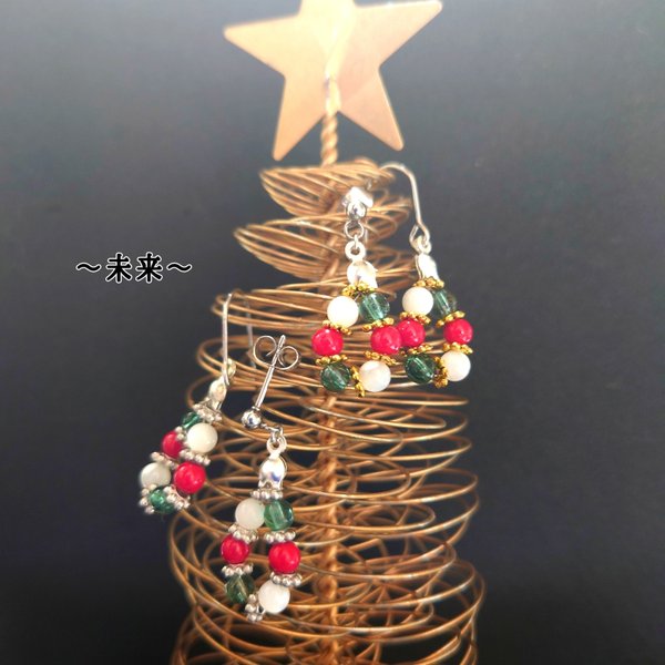 Merry X‘mas〜天然石でクリスマスリース風ピアス〜【送料無料♪】