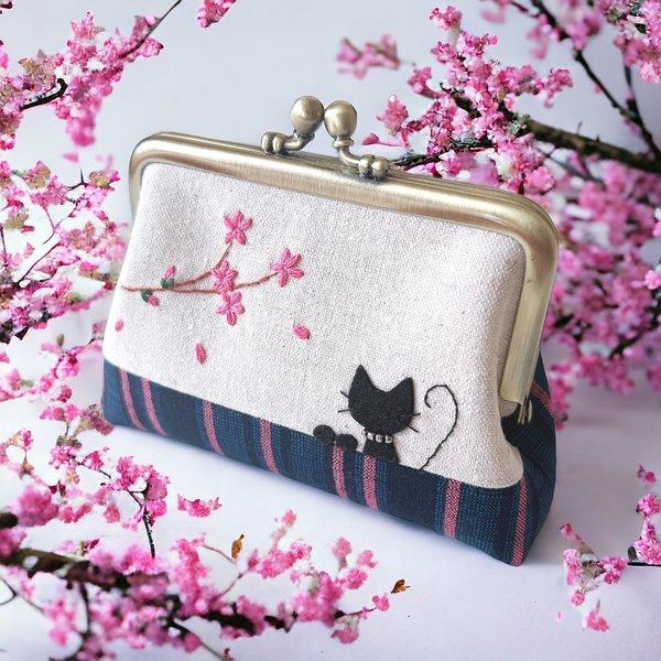 ＊会津木綿＊猫と桜 がま口カード・小物入れ  ミニ財布（青桃縞）