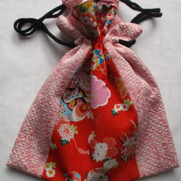 ７７３５　絞りと花柄の着物で作った巾着袋　＃送料無料