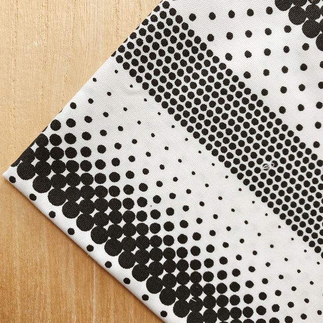 オックス50 50 グラデーションドット ホワイト ハンドメイド オックス50 50 グラデーションドット ホワイト ハンドメイド