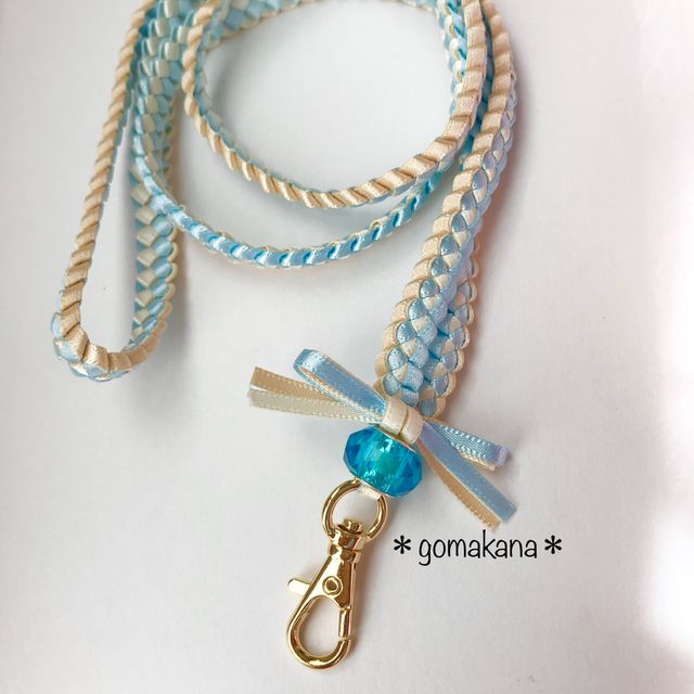 水色が可愛い ネックストラップ ハワイアンリボン ハンドメイド 水色が可愛い ネックストラップ ハワイアンリボン ハンドメイド