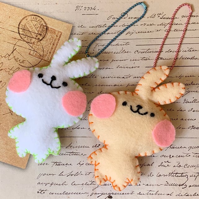 フェルトマスコット うーてぃーキーホルダー Minne 日本最大級のハンドメイド 手作り通販サイト フェルトマスコット うーてぃーキーホルダー Minne 日本最大級のハンドメイド 手作り通販サイト