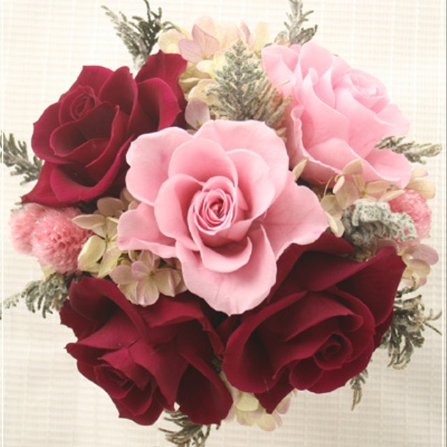バーガンディのバラが印象的なアレンジメント Brilliant Rose ブリリアントローズ A1 ハンドメイドマーケット Minne バーガンディのバラが印象的なアレンジメント Brilliant Rose ブリリアントローズ A1 ハンドメイドマーケット Minne