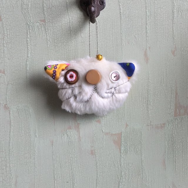 ふわふわブサカワにゃんこ ボールチェーンキーホルダー ハンドメイドマーケット Minne ふわふわブサカワにゃんこ ボールチェーンキーホルダー ハンドメイドマーケット Minne