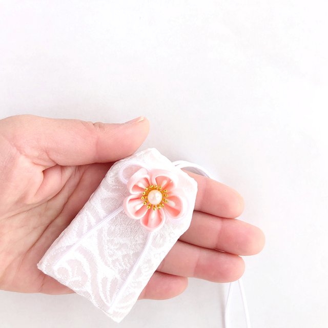 桜 元巫女が作る花のお守り袋 ハンドメイドマーケット Minne 桜 元巫女が作る花のお守り袋 ハンドメイドマーケット Minne