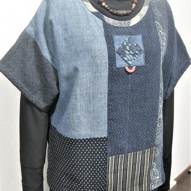 古布藍染めベスト　着物リメイク　絣リメイク　古布の服　パッチワーク