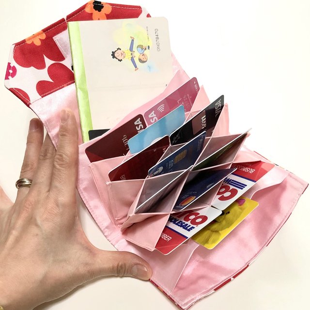 マリメッコ好きにも 蛇腹カードケース マルチケース ジャバラ じゃばら 診察券入れ ポイントカードケース ハンドメイドマーケット Minne マリメッコ好きにも 蛇腹カードケース マルチケース ジャバラ じゃばら 診察券入れ ポイントカードケース ハンドメイドマーケット Minne