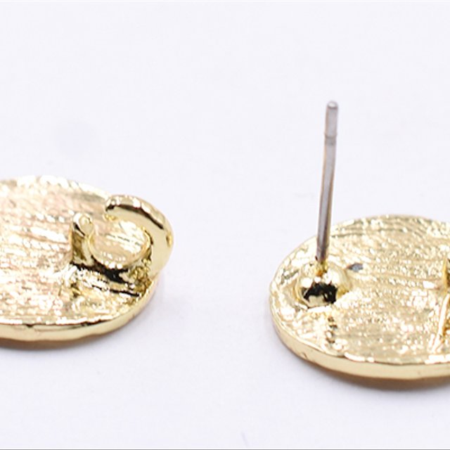 M057  12個   チタンピアス金具 オーバル カン付き 14×15mm ゴールド  3X【4ヶ】