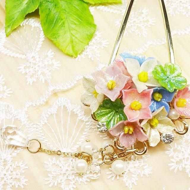 あじさいの髪飾り 虹色 大きいuピン Minne 日本最大級のハンドメイド 手作り通販サイト あじさいの髪飾り 虹色 大きいuピン Minne 日本最大級のハンドメイド 手作り通販サイト