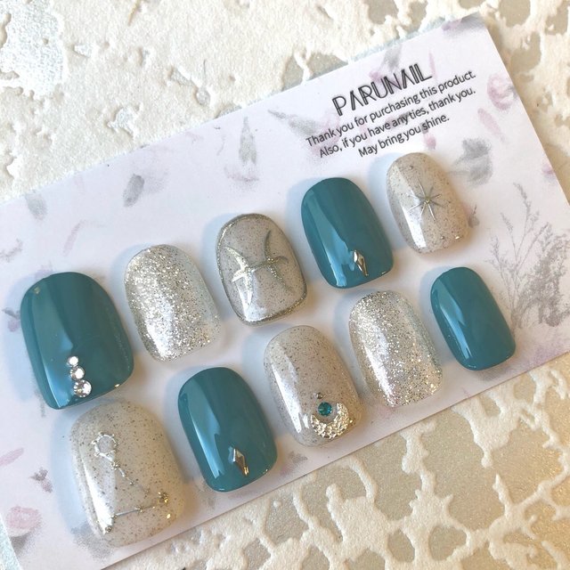 ネイルチップno 47 夏ネイル 海ネイル ターコイズ ブルー 青 スワロフスキー シンプル ワンカラー 付け爪 ネイルチップno 47 夏ネイル 海ネイル ターコイズ ブルー 青 スワロフスキー シンプル ワンカラー 付け爪