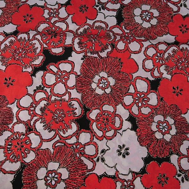 B184 ビビッドカラー レッド 落書き アート フラワー柄 クレヨン 絵の具 花柄 ショッキングレッド 昭和レトロ モダン 赤 ハンドメイドマーケット Minne B184 ビビッドカラー レッド 落書き アート フラワー柄 クレヨン 絵の具 花柄 ショッキングレッド 昭和レトロ モダン 赤 ハンドメイドマーケット Minne