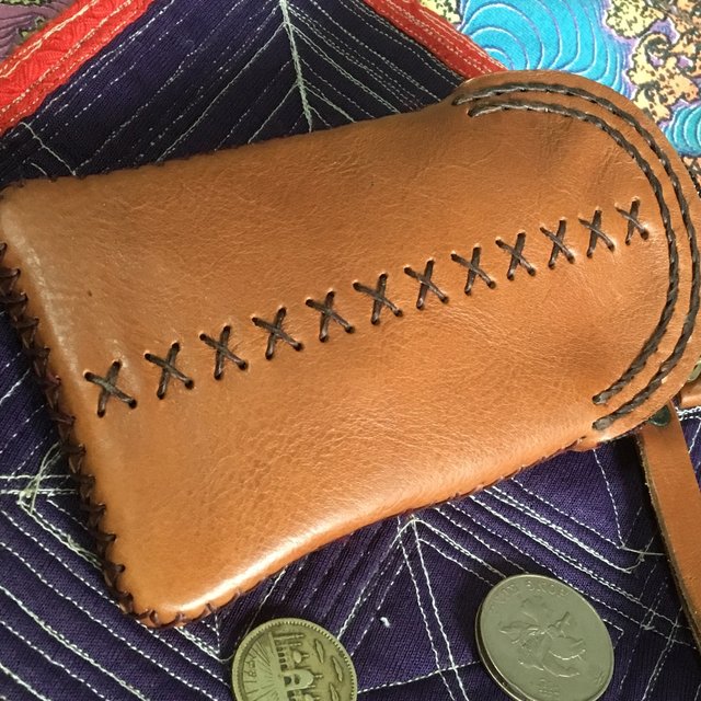 300円 手縫い本革細工 ハンドメイド レザークラフト コインケース 小銭入れ ポーチ 革職人の手作り小物屋 ハンドメイドマーケット Minne 300円 手縫い本革細工 ハンドメイド レザークラフト コインケース 小銭入れ ポーチ 革職人の手作り小物屋 ハンドメイドマーケット Minne