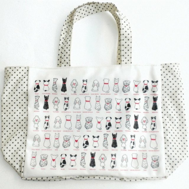 サブバッグトート ファスナー付き 犬の後ろ姿 イラスト 生成り ハンドメイドマーケット Minne サブバッグトート ファスナー付き 犬の後ろ姿 イラスト 生成り ハンドメイドマーケット Minne